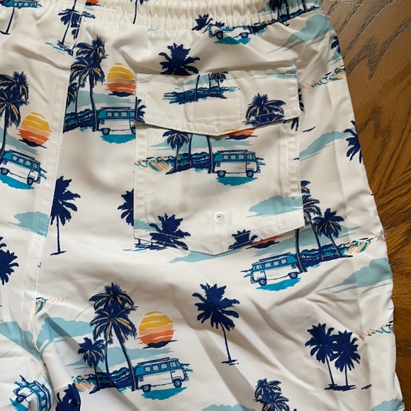 NWT❣️Club Room Men’s Swin Trunks - Picture 4 of 5